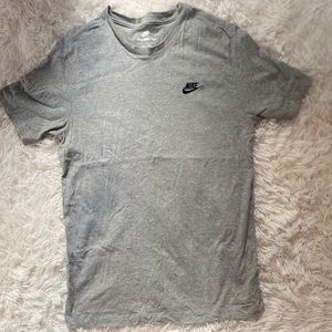Men’s Nike Sportswear Club T-Shirt